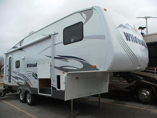 New 2010 Forest River Wildwood La 246RLBS Fifth Wheel For Sale